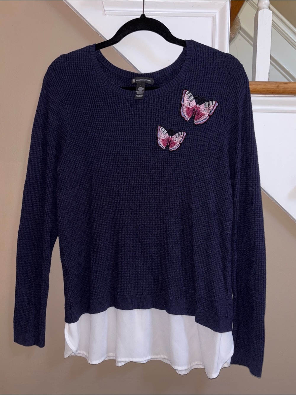Waffle Knit Butterfly Embroidered Layer Top size Large